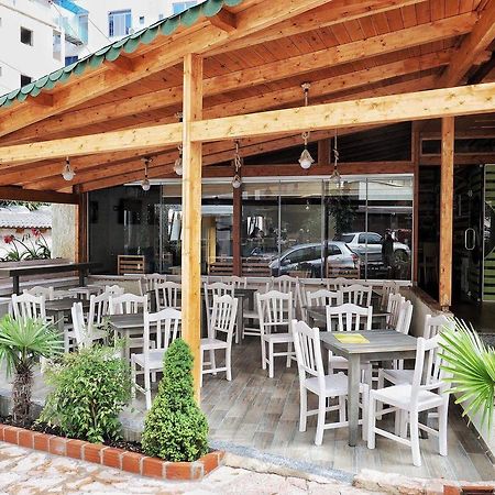 Olive Tree Hotell Sarandë Exteriör bild