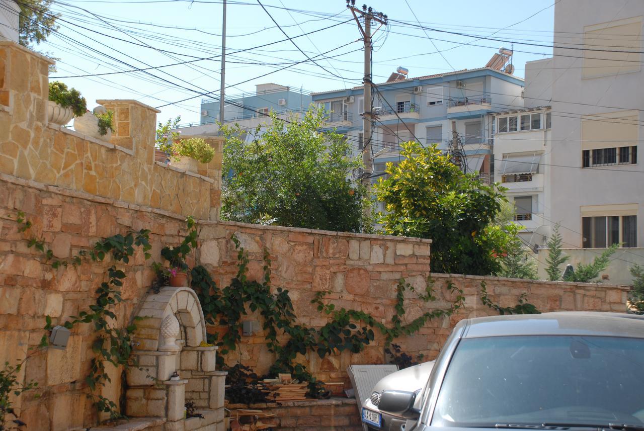 Olive Tree Hotell Sarandë Exteriör bild
