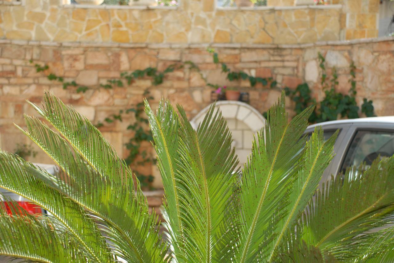 Olive Tree Hotell Sarandë Exteriör bild
